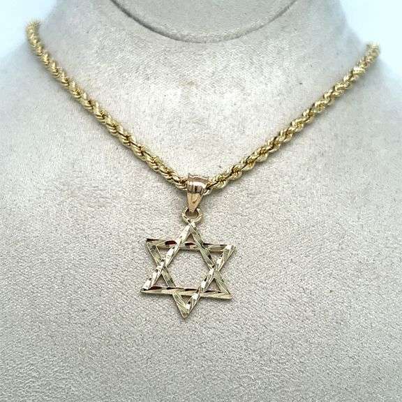14K YELLOW GOLD DAVID STAR WITH CHAIN