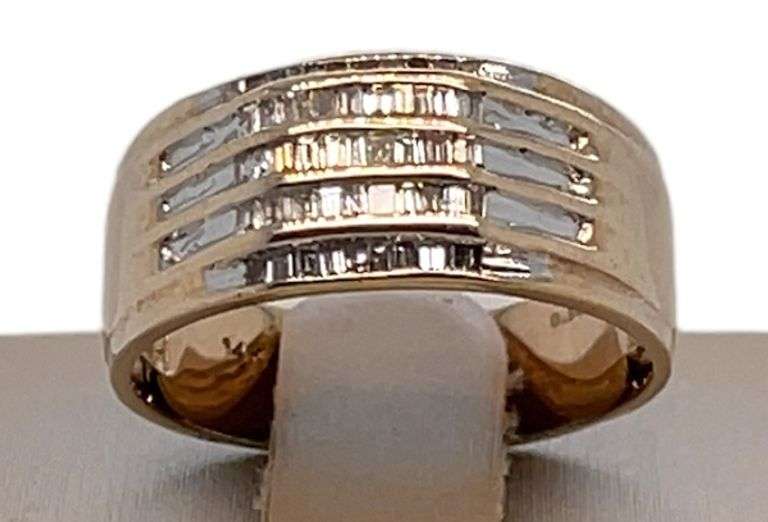 14K YELLOW GOLD VINTAGE RING WITH DIAMONDS