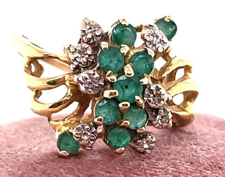 14K YELLOW GOLD VINTAGE RING WITH DIAMONDS AND EMERALDS