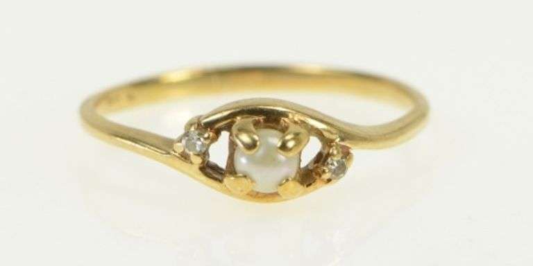 10K Yellow Gold Pearl Diamond Accent Vintage Classic Simple Ring