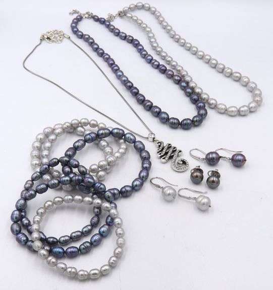 Group Lot of Pearl Jewelry