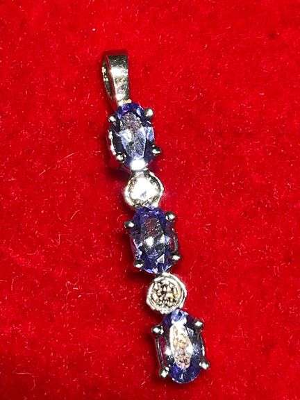 14K WHITE GOLD , DIAMOND AND TANZANITE PENDANT