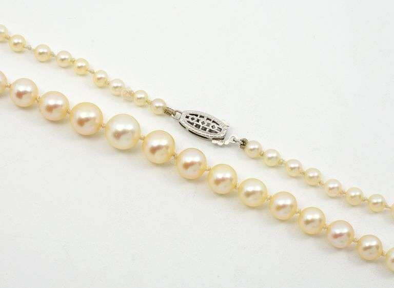 Estate Strand of Graduated Pearls