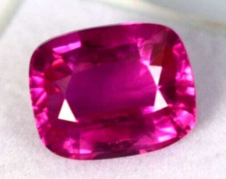 11.50 Carat Natural Pink Sapphire