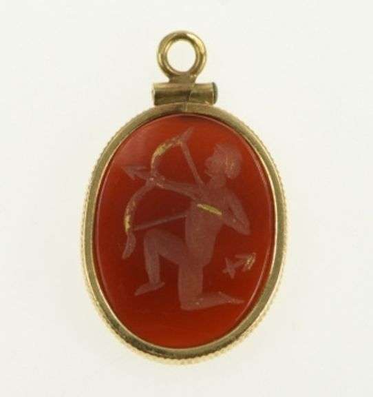 14K Yellow Gold Carved Carnelian Carved Archer Oval Pendant