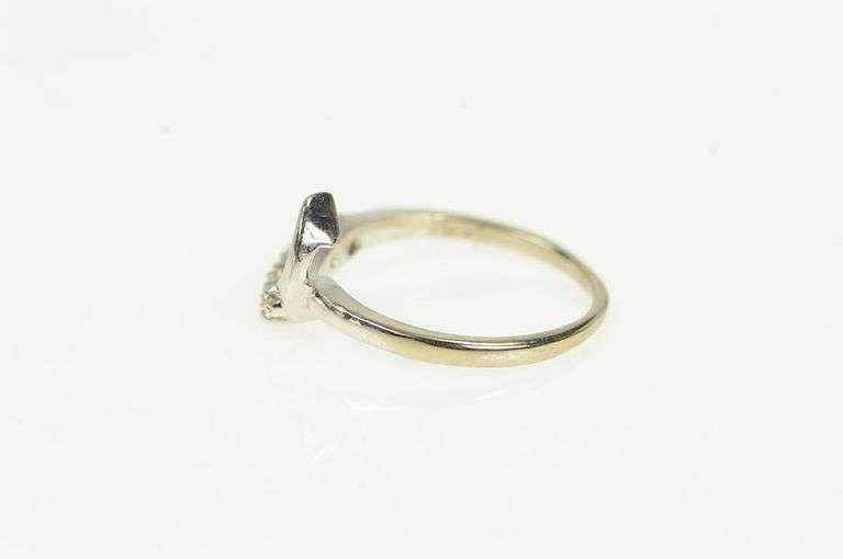 14K White Gold 1950's Diamond Wavy Curvy Wedding Band Ring