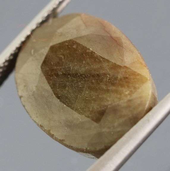 UNTREATED! Shimmering 17.65ct earth toned faceted Sapphire