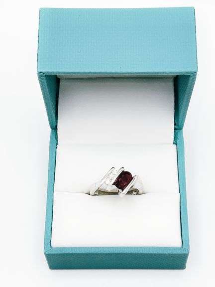 RARE GIA CERTIFIED NATURAL AFRICAN RUBY & DIAMOND PLATINUM RING