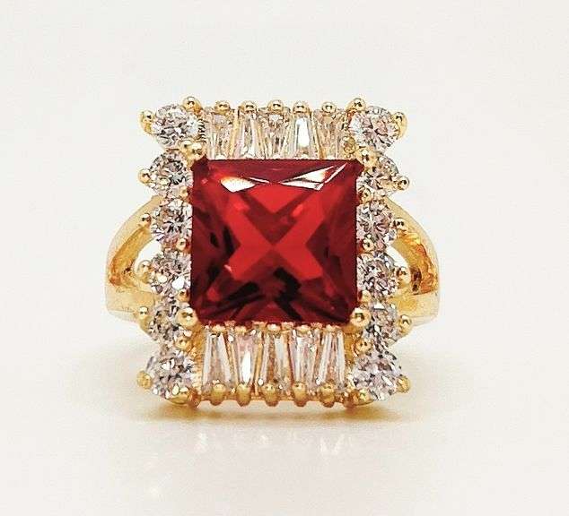 FANCY 22KT YELLOW GOLD PLATED GEMSTONE COCKTAIL RING