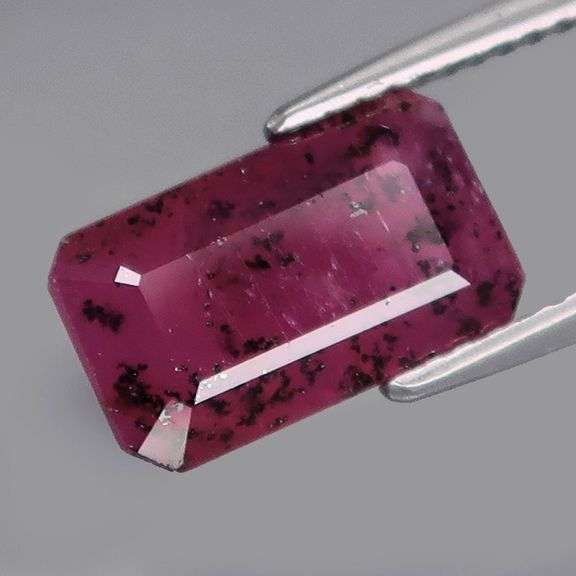 Stunning violet red 3.73ct unheated Winza Ruby