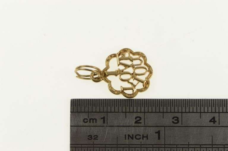 9K Yellow Gold I Love You Message Valentine Scalloped Charm/Pendant