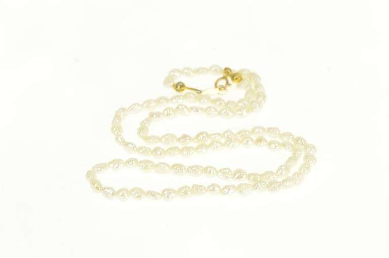 14K Yellow Gold Pearl Beaded Vintage Classic Statement Bracelet