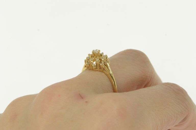 14K Yellow Gold Diamond Snow Flake Flower Cluster Cocktail Ring
