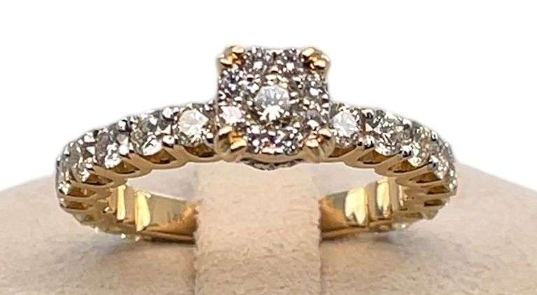 14K YELLOW GOLD ENGAGEMENT RING WITH DIAMONDS