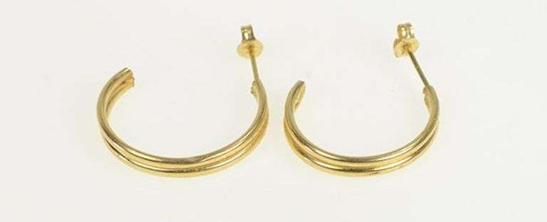 14K Yellow Gold Vintage Classic 18.3mm Semi Hoop Earrings
