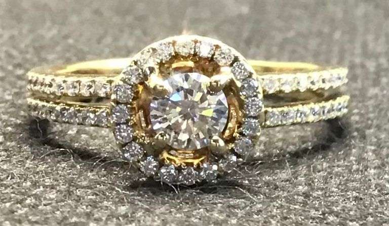 STUNNING HALO CROWN 14K YELLOW GOLD ENGAGEMENT DIAMOND RING