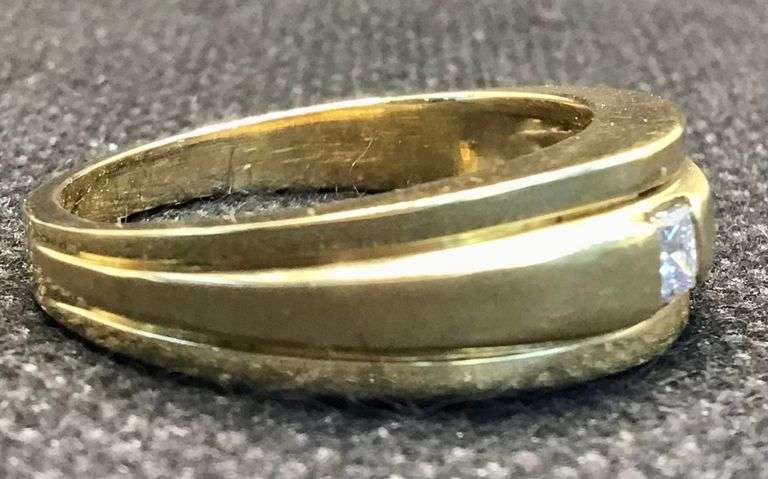 VINTAGE ESTATE ART DECO 14K YELLOW GOLD PRINCESS CUT DIAMOND BAND