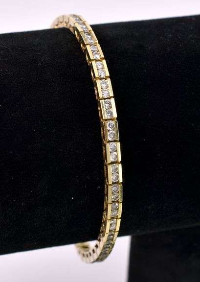 Angelic Diamond Tennis Bracelet In 14K Yellow Gold