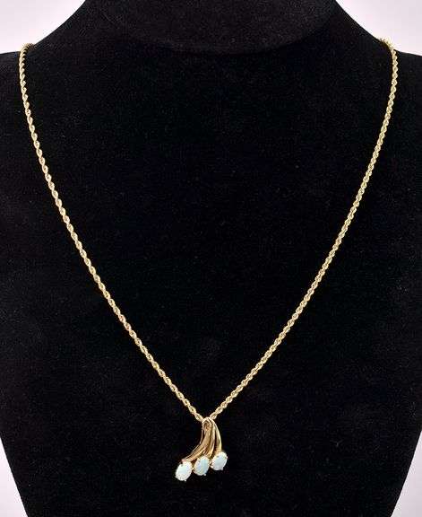 Striking Opal Pendant Necklace In 14K Yellow Gold