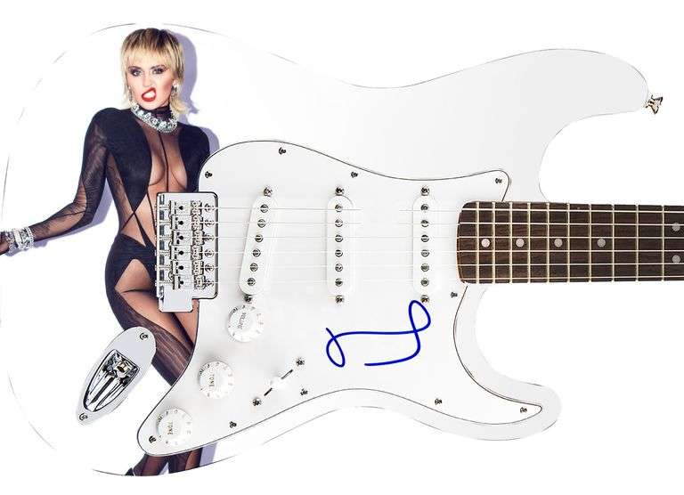 Miley Cyrus Autographed Signed 1/1 Custom Graphics Photo Guitar