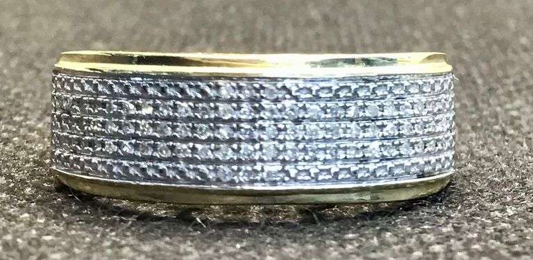 FABULOUS AND ELEGANT 10K YELLOW GOLD 1/3 CT DIAMOND MULTI-ROW STEPPED EDGE BAND