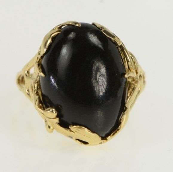 14K Yellow Gold Sim. Black Onyx Ornate Leaf Vine Vintage Ring