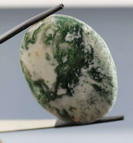 Amazing 91.84ct Moss Agate cabochon