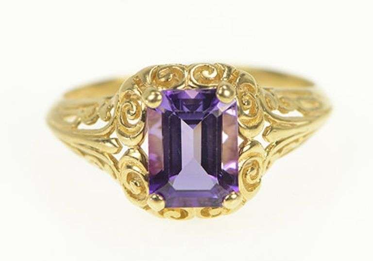 14K Yellow Gold Emerald Cut Amethyst Scroll Design Vintage Ring
