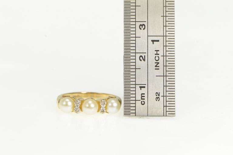 10K Yellow Gold Pearl Diamond Accent Vintage Statement Ring