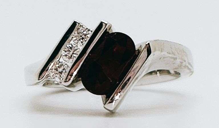 RARE GIA CERTIFIED NATURAL AFRICAN RUBY & DIAMOND PLATINUM RING