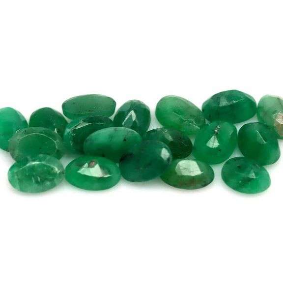 Superb 8.22ct 18pc Zambian Emerald set