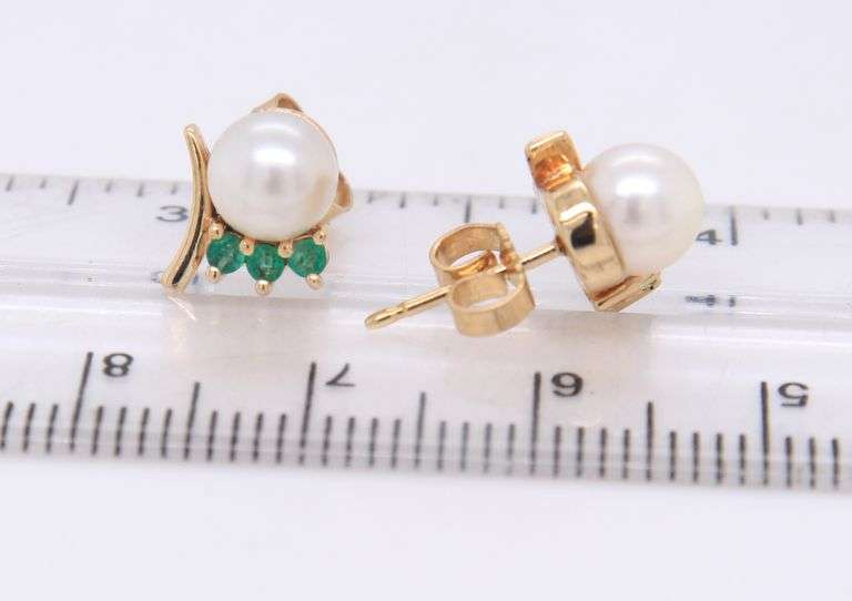 Fabulous Yellow Gold Pearl and Emerald Stud Earrings