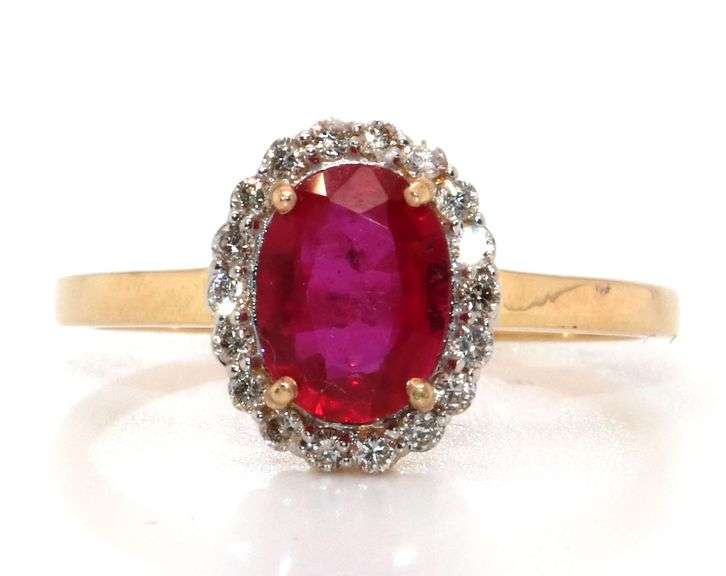 Graceful Ruby and Diamond 14kt Ring