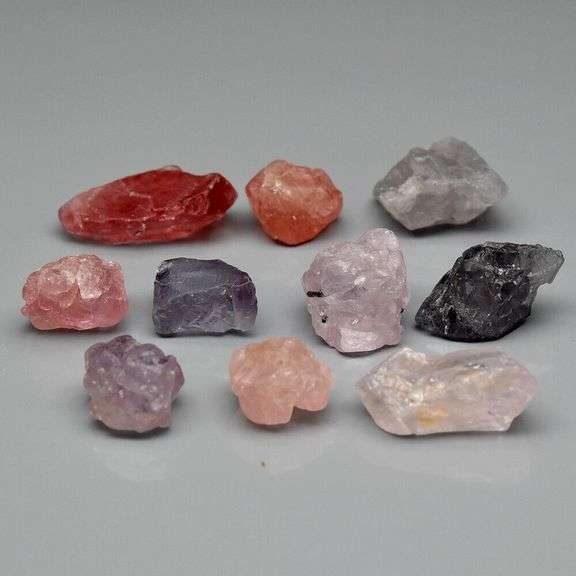 Untreated 25.33ct collectors uncut Spinel set
