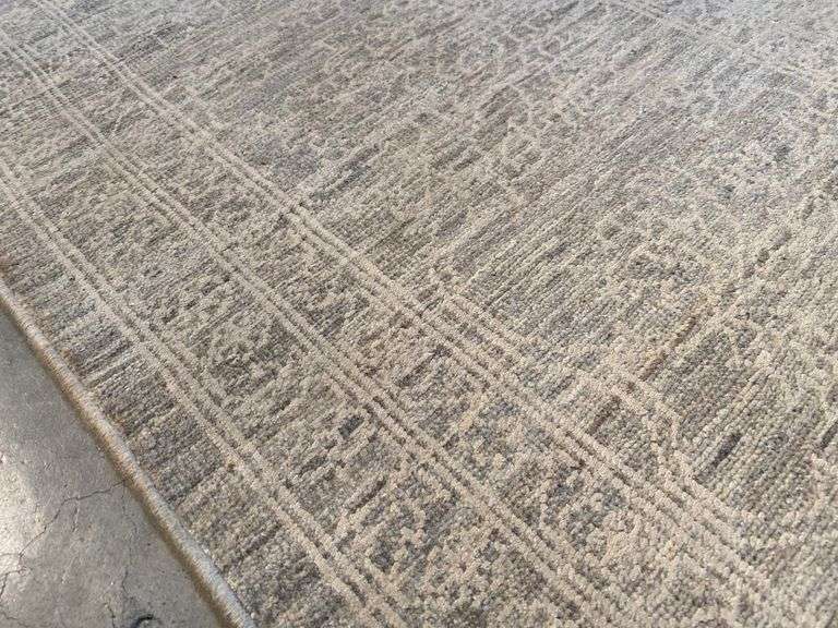 Exquisite Vintage Rug 8x10