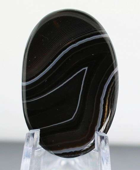 Amazingly well defined 34.82ct striped Agate