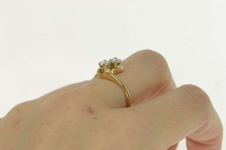14K Yellow Gold 0.50 Ctw Two Diamond Vintage Engagement Ring