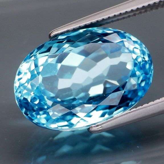 Vibrant! 8.24ct Swiss blue Topaz