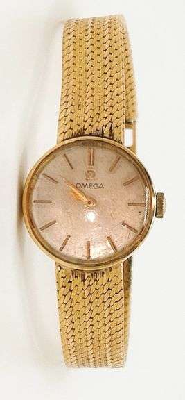 Vintage 18kt Yellow Gold Omega Watch 25.5 grams in Weight