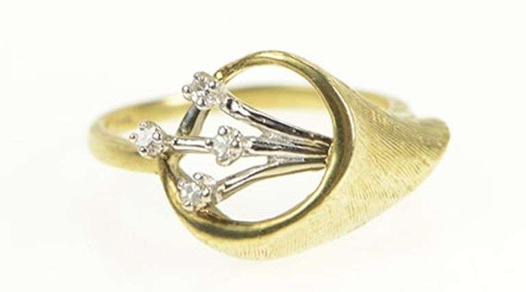 14K Yellow Gold 1940's Diamond Calla Lily Ornate Vintage Ring