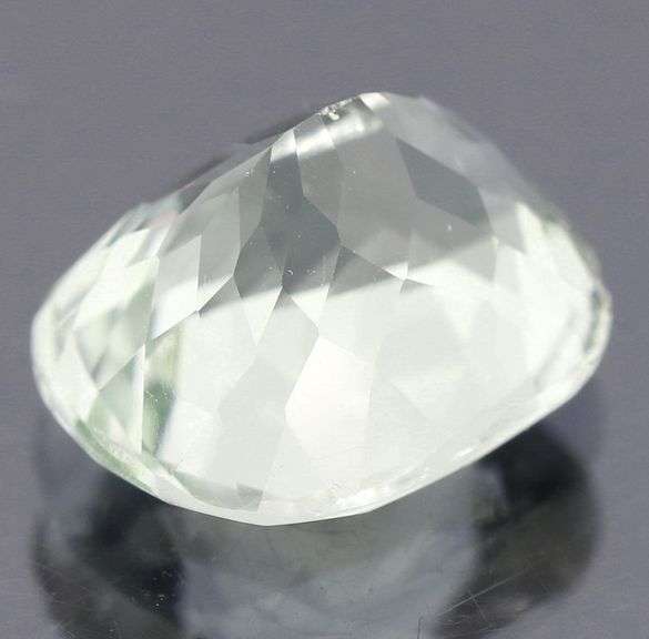 Firey 4.97ct natural platinum green Amethyst