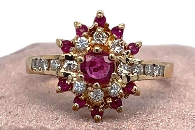 14KT SOLID GOLD, RUBY, & DIAMOND COCKTAIL RING