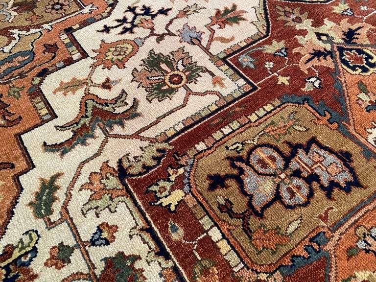 Fine Persian Serapi Design 9x12