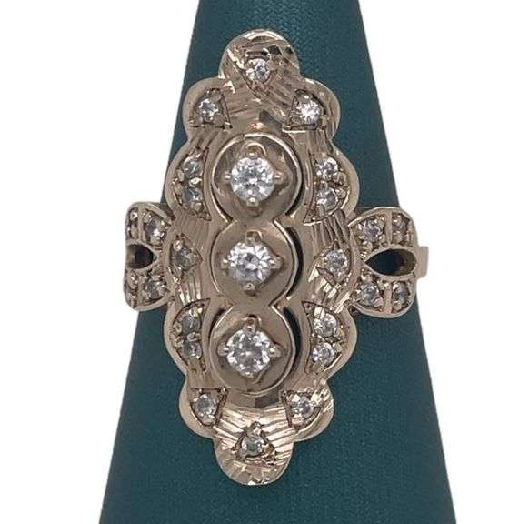 14K ROSE GOLD RING WITH CUBIC ZIRCONIA STONES