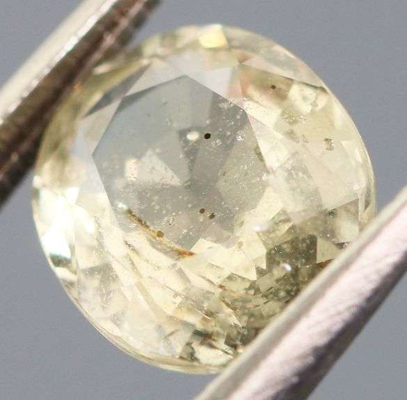 Simply amazing 2.82ct wheat yellow Sapphire