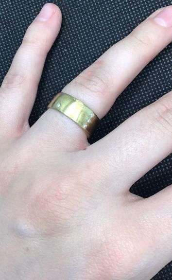 MINIMALISTIC AND ELEGANT 14K YELLOW GOLD RING