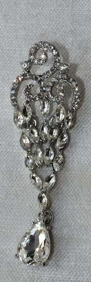 Pair of Fashion Jewelry Earrings