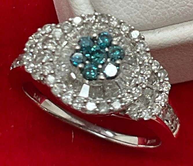 CERTIFEID BRAND NEW 14K WHITE GOLD AND DIAMOND RING