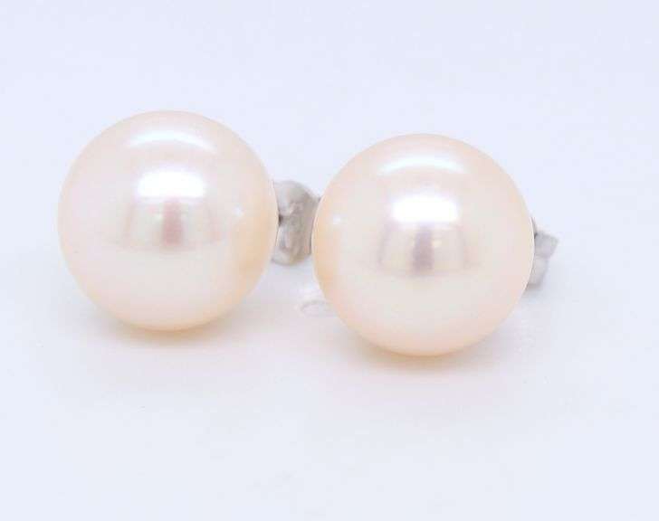 Elegant White Gold 10.5mm Pearl Stud Earrings