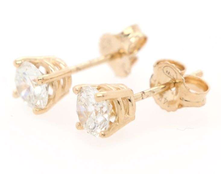 0.80ctw Round Diamond Solitaire Stud Earrings in 14K